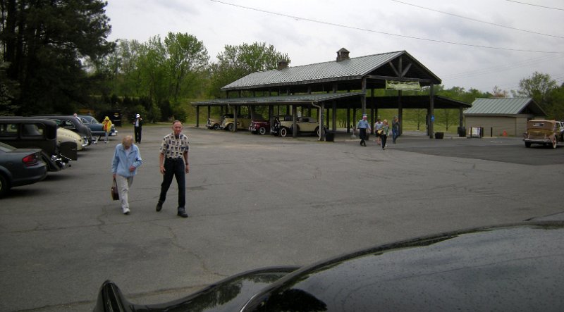 Image 036.JPG - Packards at Scottsville for lunch (Bob Robb photo)